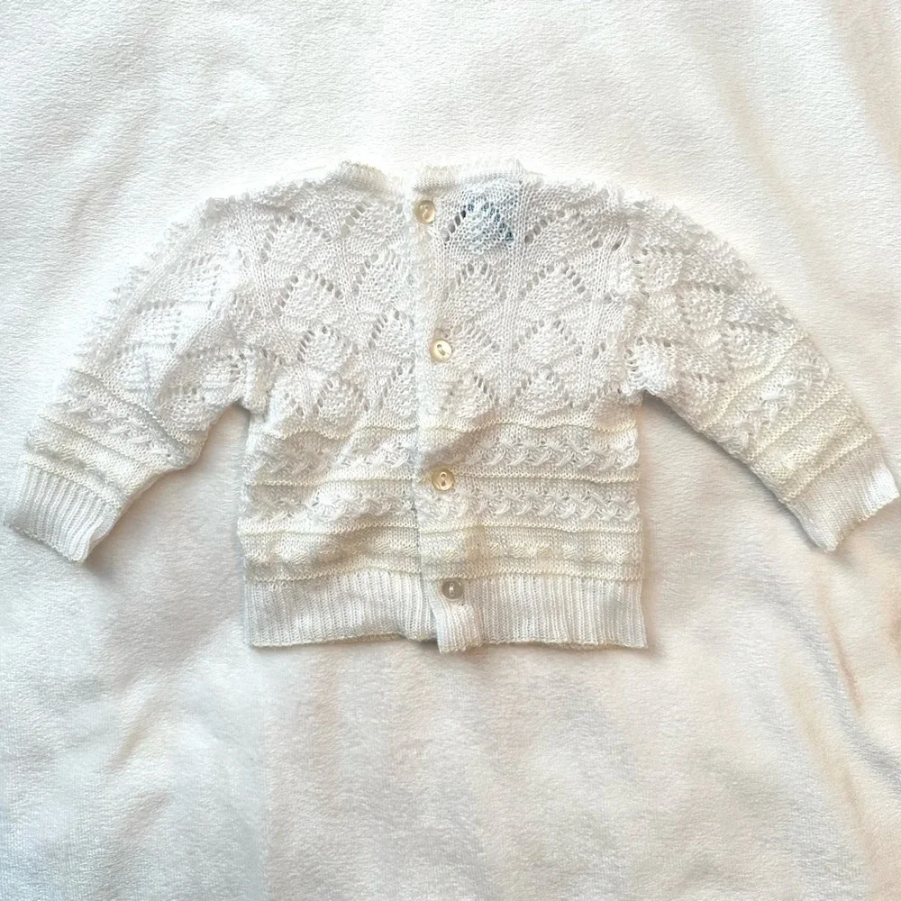 Vintage Rodes Ivory Knit Baby Bear Sweater 0-3M Scalloped Bib Buttonback Neutral